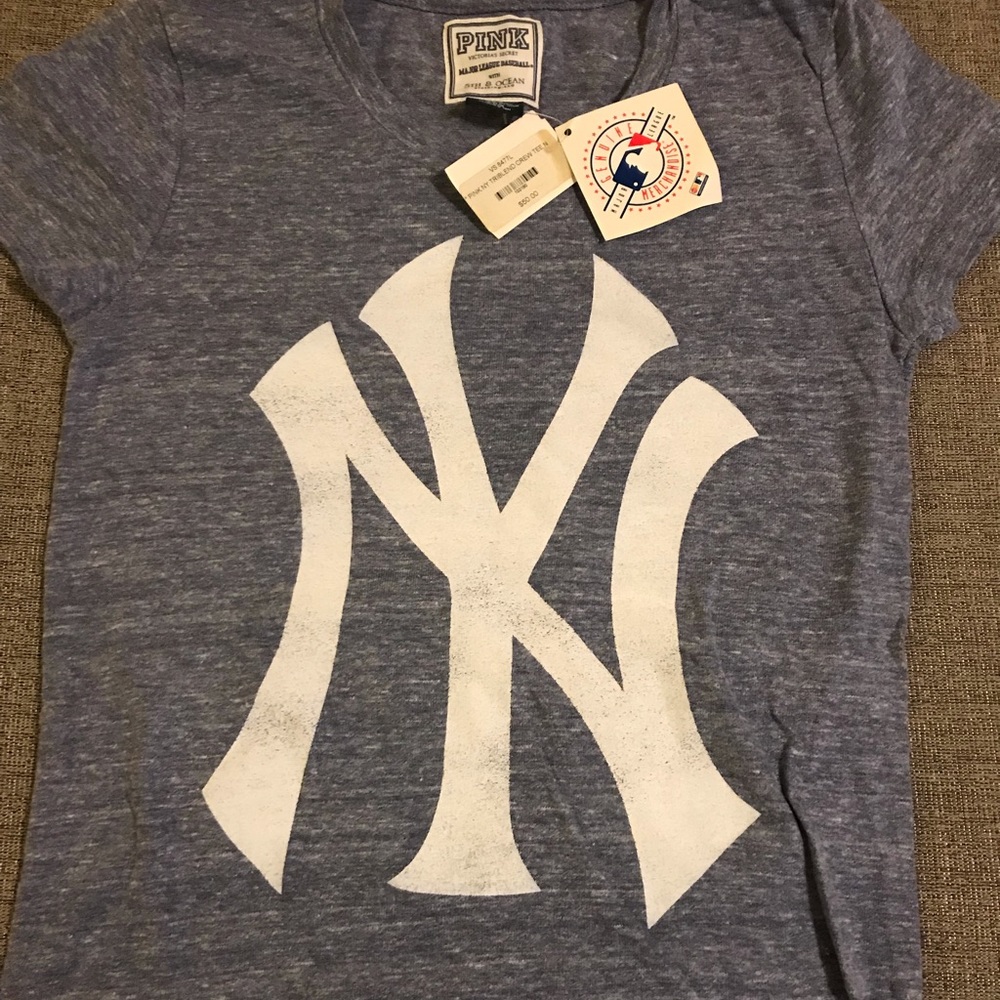 Pink Yankees shirt. New with tags